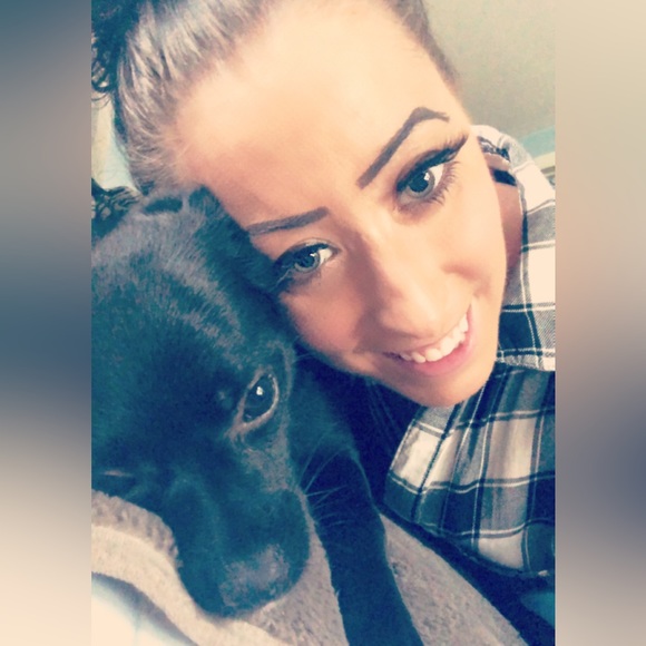 It’s Emilie! - Picture 2 of 7